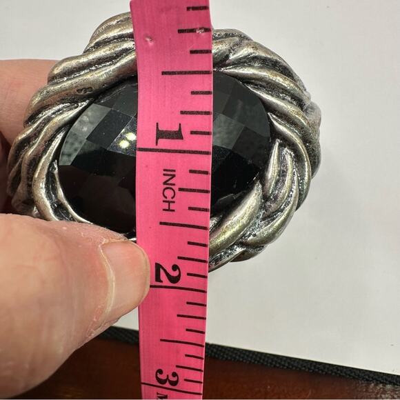 Set of 2 Hinged Faceted Bangle Bracelets Red Black Costume Jewelry Heavy - Picture 9 of 11